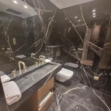 Palais Miramar 65 Bd De La Croisette Appartement *