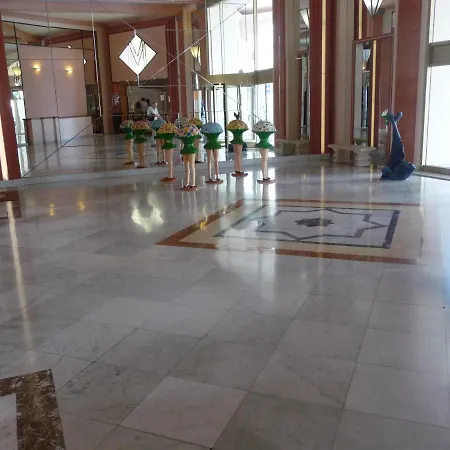 Palais Miramar 65 Bd De La Croisette