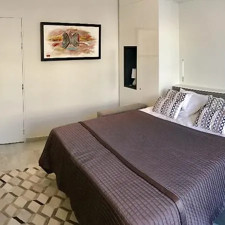 Palais Miramar 65 Bd De La Croisette *