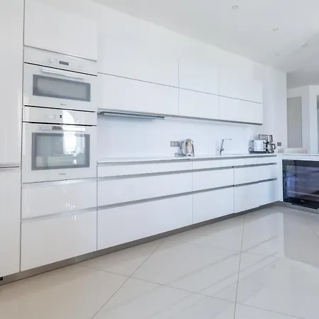 Palais Miramar 65 Bd De La Croisette Cannes